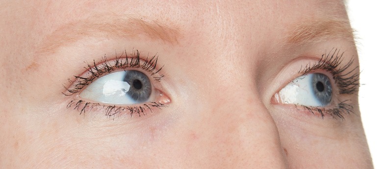 Image of a woman eyes after mascara treatment